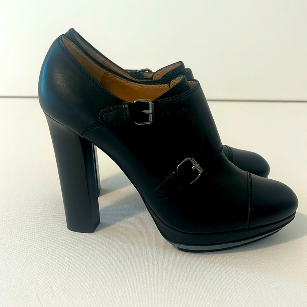 Lanvin high heel black leather boots size 39 1/2